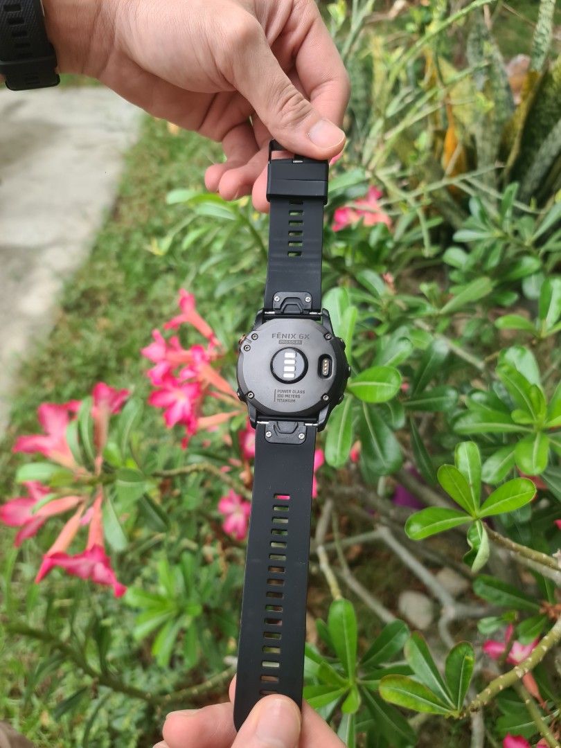 Garmin Fenix 6X Pro Solar Smartwatch (Category: Wearables & Smart Watches) located in Paranaque City. Submitted by ajaa888 (Listing ID 1400133474, Image 1). Description: RUSH! For sale or Swap Garmin 6X Pro Solar Titanium Selling it for only 16,499 Inclusions: Charging Cable Black Silicone strap (quick fit) Cyan Blue Silicone strap (quick fit) Issue: may small crack sa upper right (please see picture for reference) It doesn't affect the performan