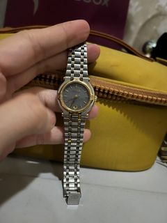 (Category: ) located in . Submitted by myshoetale (Listing ID 1400118170, Image 1). Description: .