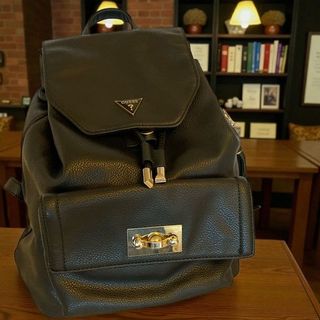 (Category: ) located in . Submitted by bestdealshub.outlet (Listing ID 1400139968, Image 1). Description: .