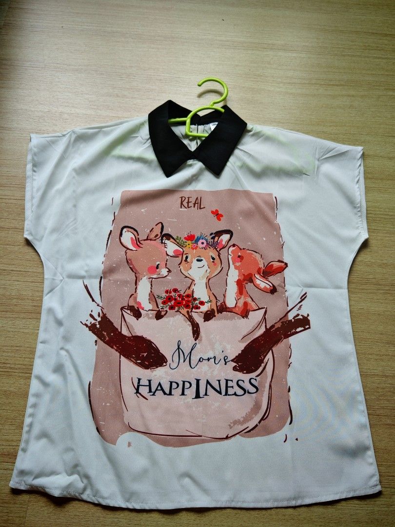 Ladies blouse (Category: Blouses) located in Juru. Submitted by allyssaho (Listing ID 1400039708, Image 1). Description: Size: Free size/M Measurements : 86cm - 104cm - chest RM10 each .