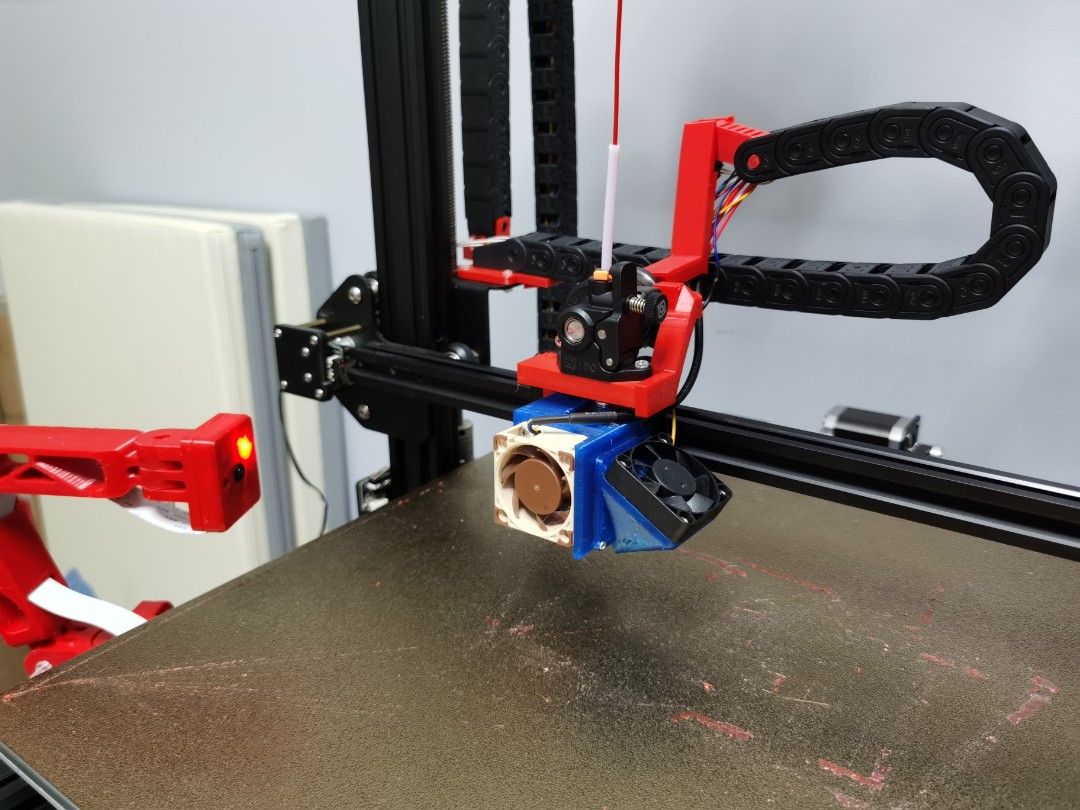 large format 3D Printer (Category: Printers, Scanners & Copiers) located in Singapore. Submitted by sgtomx (Listing ID 1400020775, Image 1). Description: extensively modified from CR10 print vol: 400x400x400mm extensively modified FDM 3D printer raspberry Pi + klipper+Marlin + BTT Control board wifi enabled, can print from network can also print with the heatbed turn off (PLA) good for starter to get hands on experience..