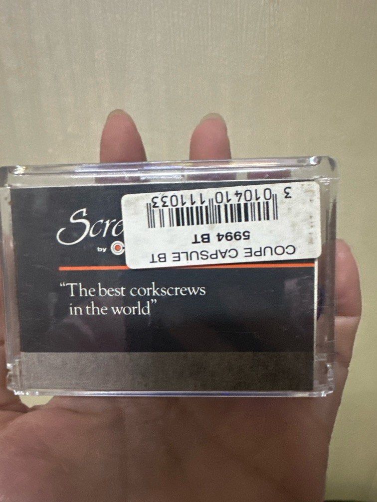 Le Creuset Screwpull wine foil cutter (Category: Wine Cellar & Storage) located in Antipolo. Submitted by queens.collections (Listing ID 1400148560, Image 2). Description: .