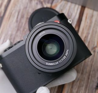 (Category: ) located in . Submitted by camerasmallboy (Listing ID 1400110587, Image 1). Description: .