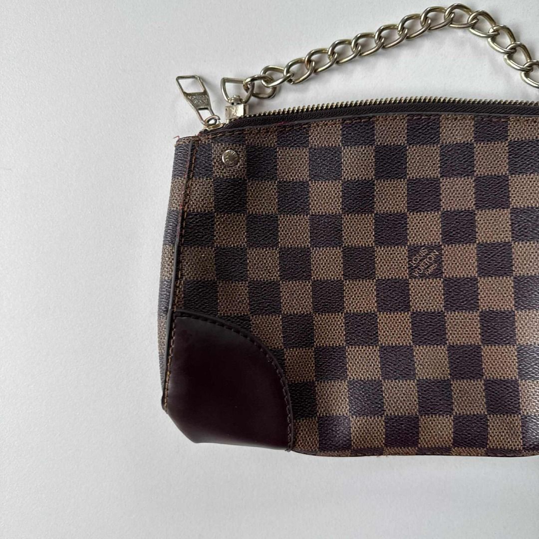 Louis Vuitton Damier Ebene Pochette Accessoires (Category: Luxury Bags & Wallets) located in Manila. Submitted by rainbowmanila.2 (Listing ID 1400119530, Image 3). Description: - Louis Vuitton Pochette Accessoires. - Damier Ebene canvas. - All details posted - Used but not abused condition - Loc: sampaloc manila - signs of usage - pls manage your expectations for these are 2nd hand bags. .