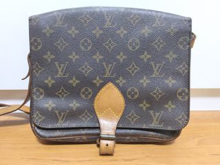 (Category: ) located in . Submitted by shopaholic21 (Listing ID 1400090109, Image 1). Description: .