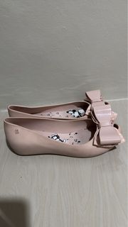 (Kategori: ) berada di . Dikirim oleh gitanaz (ID iklan 1400154698, Gambar 1). Deskripsi: .