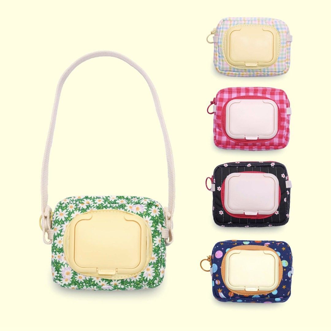 Mini Wet Tissue Pouch 11x4.5x8.5cm (Category: Baby Toiletries & Grooming) located in Cainta. Submitted by shopchelonline (Listing ID 1400125863, Image 1). Description: Mini Wet Tissue Pouch 11x4.5x8.5cm 🛒1,650.00 each(all in) + LSF DP: 50% PAYO RB: 15 days after DP; NETA 💎Pre-order - NO RUSH SHIPPING 💎Korea Pasabuy - NORMAL ETA ✅️Papago Translate 💎Colors may vary due to lighting. 💎Availability and price may vary 💎The outer case/box is simpl