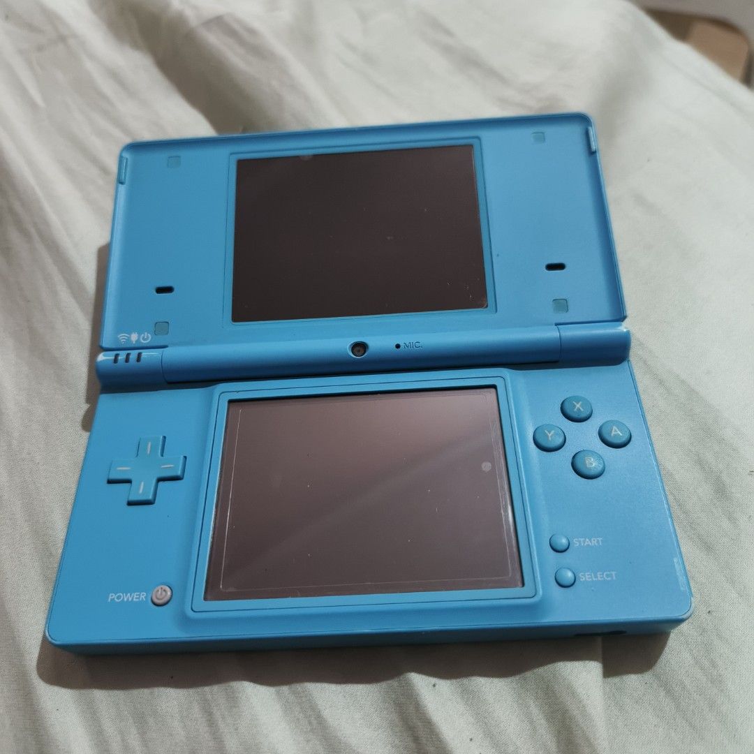 Nintendo Dsi (Category: Nintendo) located in Banga. Submitted by lsegadgets (Listing ID 1400144105, Image 3). Description: For Sale Nintendo DSi 4gb storage (CFW) With Charger Mejo Luma na Walang Stylus OPEN for Swapp Location. SOCOT LBC only Check my Rating Godbless! Happy Gaming.