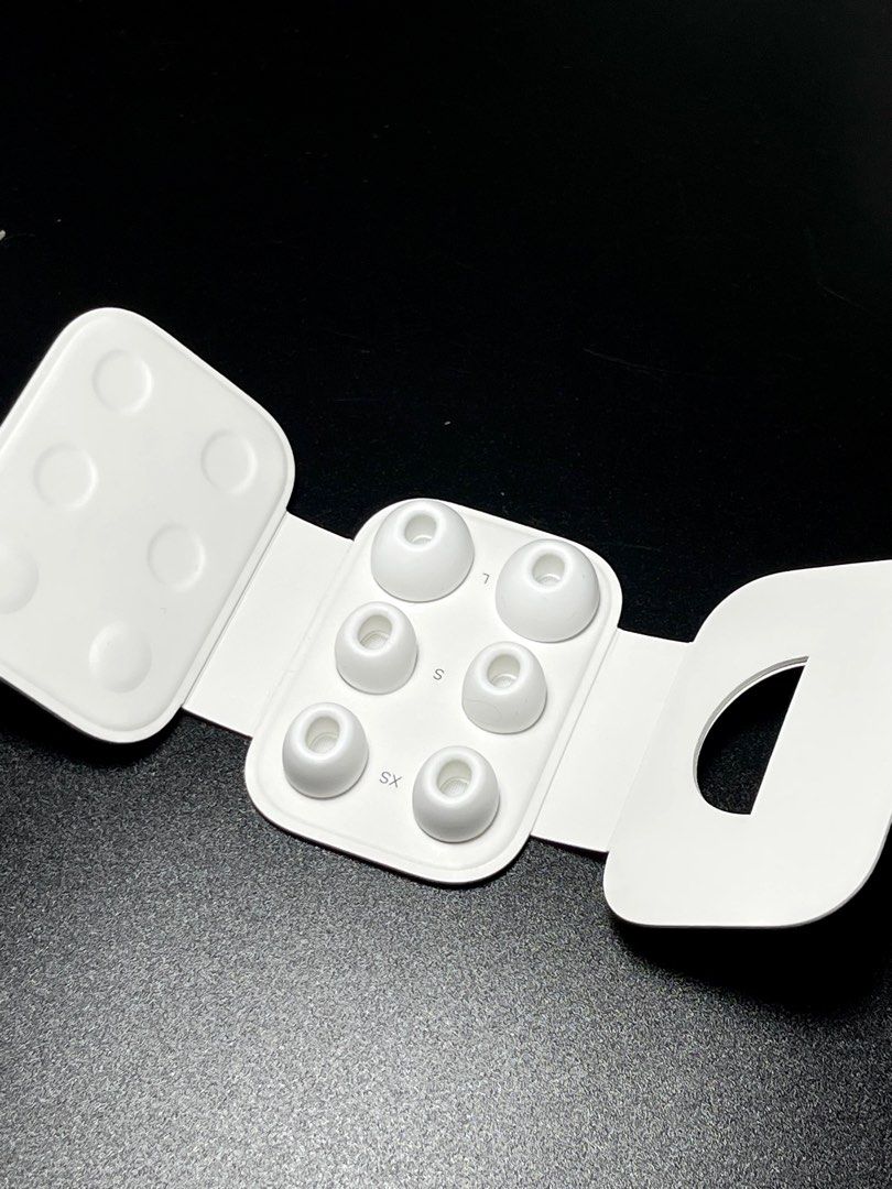 Original Apple AirPods Pro 1 & 2 Eartips (Category: Earphones) located in Manila. Submitted by prelovedbyporttt (Listing ID 1400153229, Image 2). Description: Original Brandnew Airpods pro 1 and 2 eartips •Came from my Airpods Pro 2 •Applicable for Airpods Pro 1 and 2 •all size are available XS, Small, Medium and Large Php 300 per pair FIXED PRICE SORRY✌🏻 If you have any questions, feel free to send me a PM anytime. Thank you! :) .