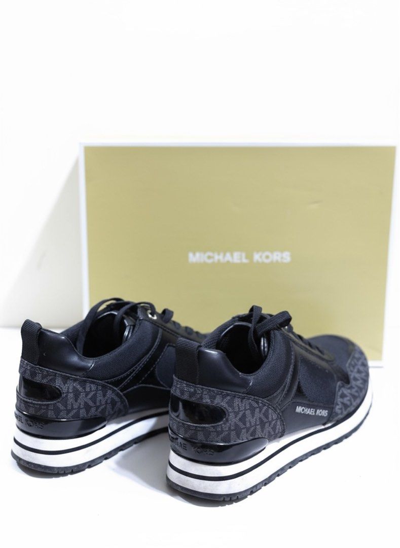 Original Michael Kors sneakers (Category: Sneakers) located in Taguig. Submitted by cathtorre21 (Listing ID 1400171970, Image 2). Description: Original MK sneakers bought in Canada Size: US 7 .