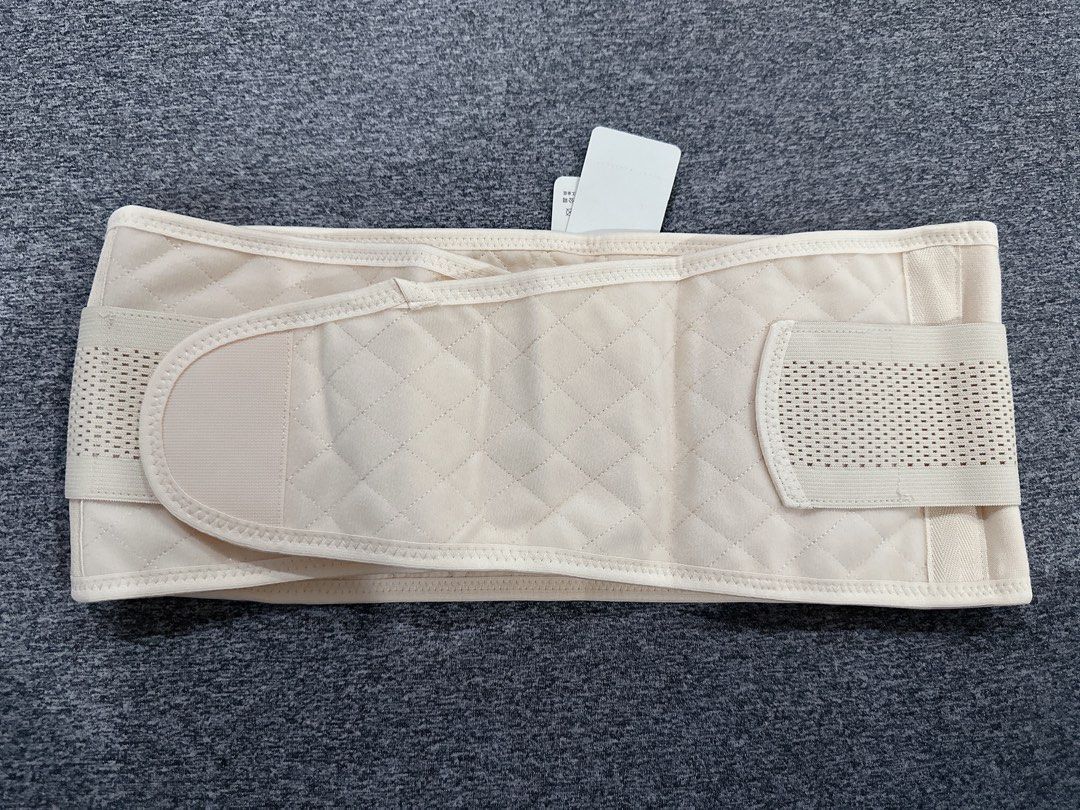 Postpartum Belly support (Category: Maternity Care) located in Laoag. Submitted by maepril (Listing ID 1400079533, Image 3). Description: - Postpartum belly wrap for abdominal support. - Quilted design for comfort. - Adjustable straps for a custom fit. - Made with soft, breathable material. - Includes instructions for use. - Aids in postpartum recovery. Bnew. My doctor gave it to me but was not able to use them. Set of 2.