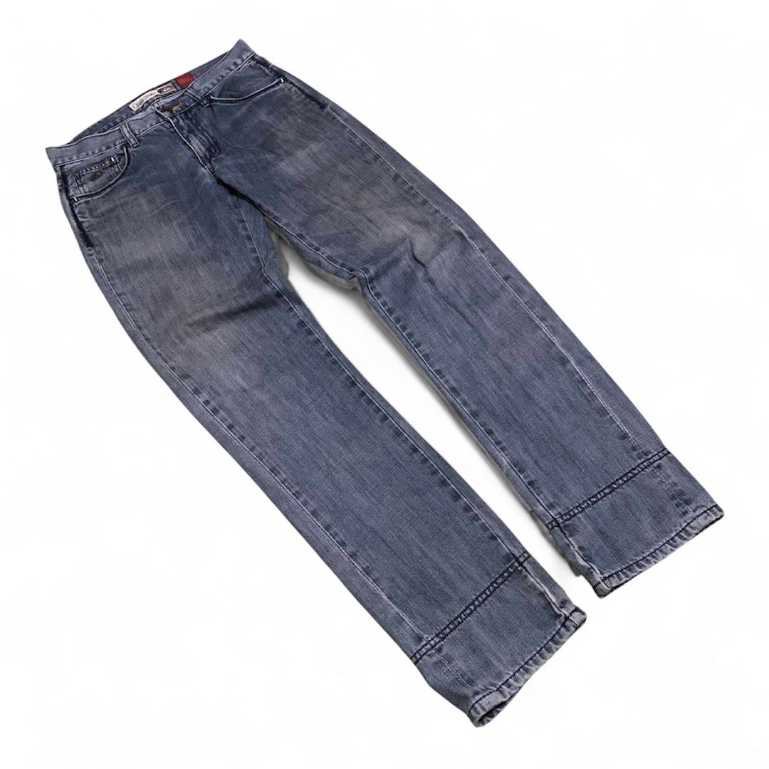 Quicksilver Jeans Men's (Category: Jeans) located in Bulacan. Submitted by ridersthrift_ph (Listing ID 1400095796, Image 1). Description: Quicksilver Jeans Men's Size 30 Men's - 30-31 inches Waistline Actual - 41 inches Length - 7 inches Leg Opening Check flicks for details 999php Free Shipping (payment first basis) Gcash / BPI Bulacan 📍.
