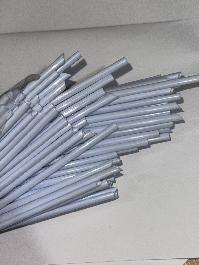 Plastic Straws (Category: Craft Supplies & Tools) located in Manila. Submitted by denclutters (Listing ID 1400020297, Image 3). Description: —used only a few pieces for a school project rfs: decluttering tags: arts, art, craft, school, school supplies, art materials, fine arts, scale model, architecture, sketch, sketching, draw, drawing, graphite, pencil, pencils.