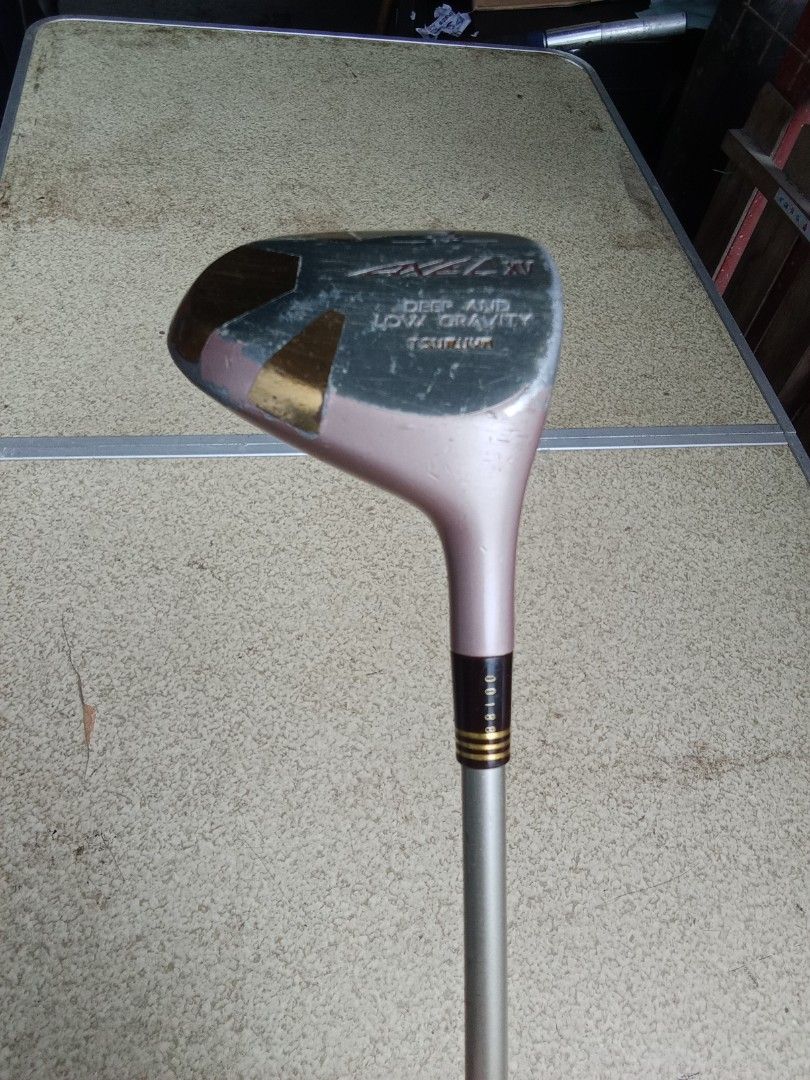 Tsuruya Golf AXEL XV 3-wood (Category: Golf) located in San Pedro. Submitted by trisheljas_japansurplus (Listing ID 1400146741, Image 2). Description: 📍for Sale📍 Tsuruya Golf AXEL XV 3-wood FREQUENCY TUNING MADE IN JAPAN ULTRA LIGHT SHAFT WITH HIGH MODULUS CARBON Tsuruya Grip you can pick up personal sa aming shop Located 📍 Filinvest Homesite barangay bagong silang san Pedro Laguna 📍.