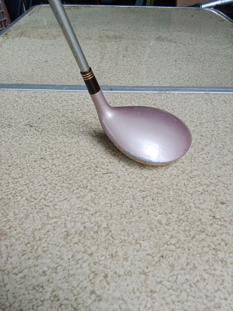 Tsuruya Golf AXEL XV 3-wood (Category: Golf) located in San Pedro. Submitted by trisheljas_japansurplus (Listing ID 1400146741, Image 3). Description: 📍for Sale📍 Tsuruya Golf AXEL XV 3-wood FREQUENCY TUNING MADE IN JAPAN ULTRA LIGHT SHAFT WITH HIGH MODULUS CARBON Tsuruya Grip you can pick up personal sa aming shop Located 📍 Filinvest Homesite barangay bagong silang san Pedro Laguna 📍.