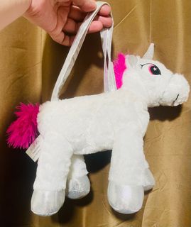 (Category: ) located in . Submitted by niqclassythrift (Listing ID 1400189311, Image 1). Description: .