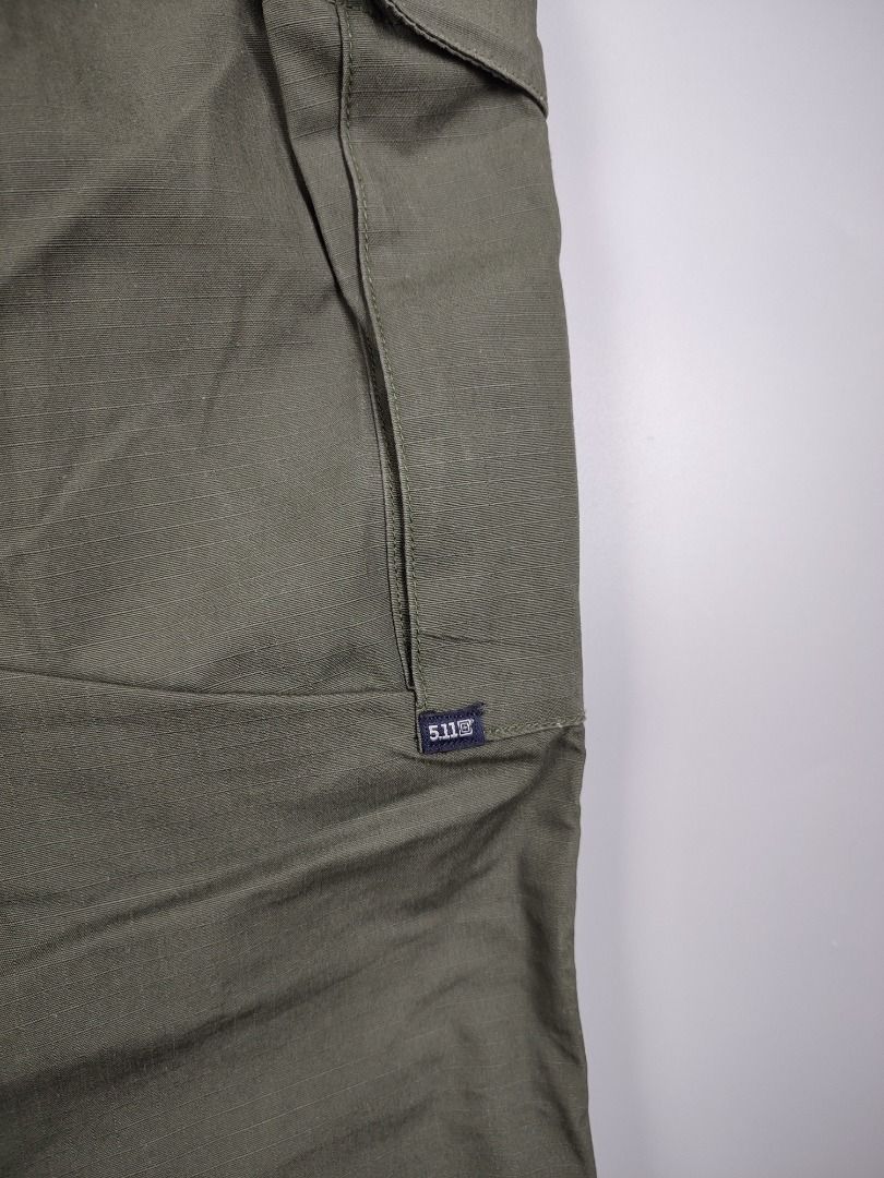 5.11 TACTITAL RIPSTOP CARGO OLIVE PANTS (Category: Trousers) located in Baguio. Submitted by stockedclothing047 (Listing ID 1400325039, Image 3). Description: 5.11 TACTITAL PANTS (EXCELLENT CONDITION) SIZE 28 (28-30WAIST X 40LENGTH) 1580.