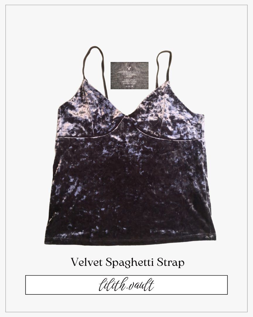 American Eagle Outfitters Velvet Spaghetti Strap Top (Category: Sleeveless) located in Manila. Submitted by lilith.vault (Listing ID 1400341463, Image 1). Description: ۶ৎ Size: small Condition: like new! Issues/Flaws: no issue! .⋆♱ Please manage your expectations as this is a pre-loved item! — No rush shipping. — Item will be washed before delivery. Location: Tondo, Manila (Can do meet-ups and can ship from PUP Sta. mesa) Delivery: Lalamove & J&T