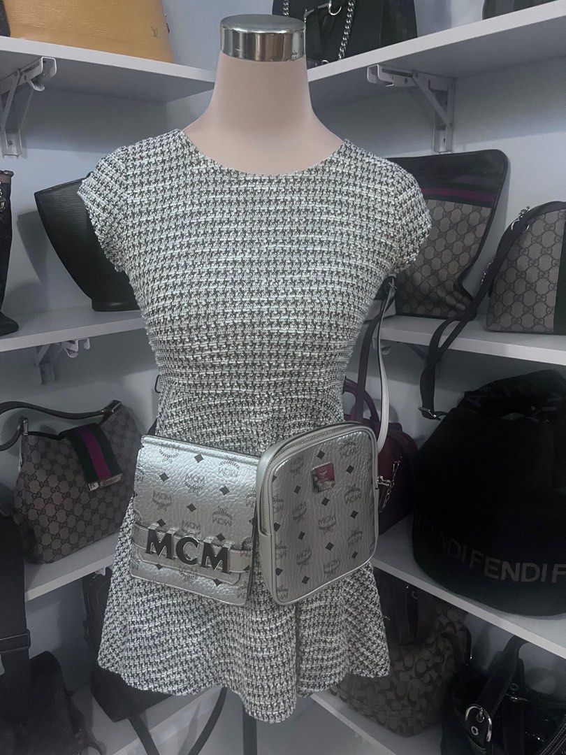 Authentic MCM Double Beltbag (Category: Luxury Bags & Wallets) located in Bulacan. Submitted by dgritzy (Listing ID 1396578143, Image 3). Description: All must go From japan.
