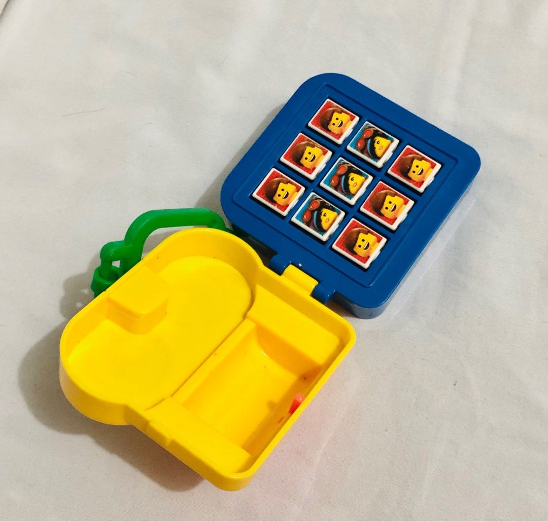 Binocular & Puzzle Toy (Category: Educational & Learning Toys) located in Manila. Submitted by shelovedd_ (Listing ID 1400311866, Image 2). Description: Binocular & Puzzle Toy 🚫 Strictly no return, no refund 📍 Meetup: Pasig PLDT Rotonda / Pasig Jollibee Rotonda 🚚 Lalamove (buyer should shoulder the delivery fee).
