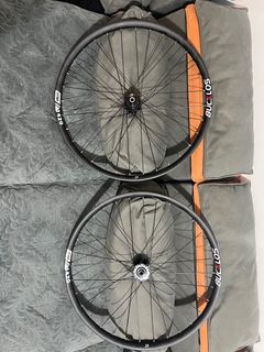 （分類：）位於 。 由 rj_bazaar 提交（商品編號 1400312166，圖片 1）。簡介： 。