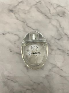 （分類：）位於 。 由 lavenderieee 提交（商品編號 1400370753，圖片 1）。簡介： 。
