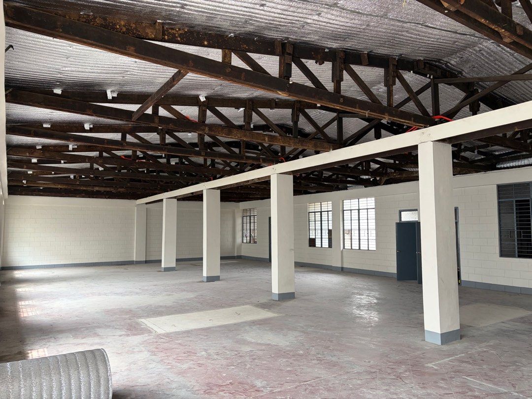 Commercial space for rent/bodega (Category: Commercial) located in Navotas City. Submitted by oishii628 (Listing ID 1400250749, Image 2). Description: Commercial space for rent/bodega 600+ sq. meter Location boundary ng manila at navotas near Tondo Medical Center.