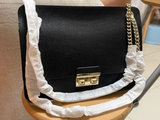 （分類：）位於 。 由 manutd22 提交（商品編號 1400308135，圖片 1）。簡介： 。