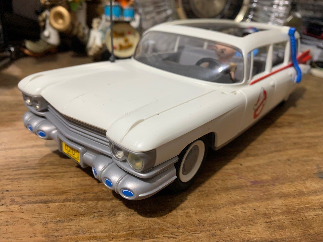 Ghost busters Retro Collectibles (Category: Vintage Collectibles) located in Manila. Submitted by miah_collectiblesurplus (Listing ID 1400213024, Image 2). Description: 1,500 pesos Location: Valenzuela Ghostbusters from UK item Selling as is.