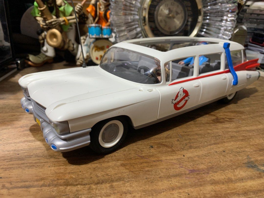 Ghost busters Retro Collectibles (Category: Vintage Collectibles) located in Manila. Submitted by miah_collectiblesurplus (Listing ID 1400213024, Image 1). Description: 1,500 pesos Location: Valenzuela Ghostbusters from UK item Selling as is.