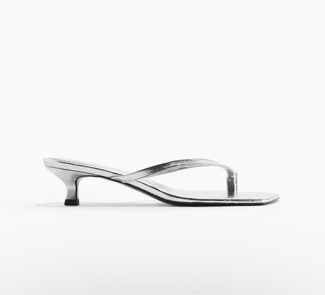 H&m kitten heeled sandals (Category: Flats & Sandals) located in Lucban. Submitted by Samsified (Listing ID 1400325634, Image 2). Description: .