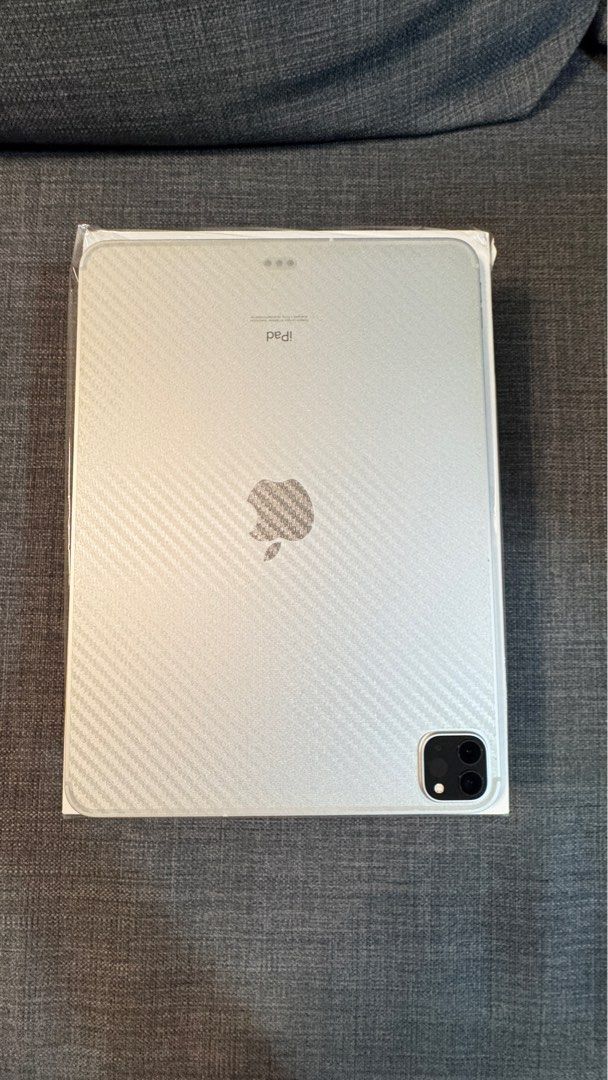 (Category: iPad) located in Singapore. Submitted by ngaewhouse (Listing ID 1400295299, Image 2). Description: - Well used iPad Pro 11-inch -( 1 TB ) - (2nd Generation)Wi-Fi + Cellular . - Front & Back with protector on. - Fully functional volume, camera, wifi, cellular , local set. - Never repair before or change part or mod the iPad before. - Out of warranty . - 1 TB storage . - Original packaging with box included . - Silver color. - Ideal for 
