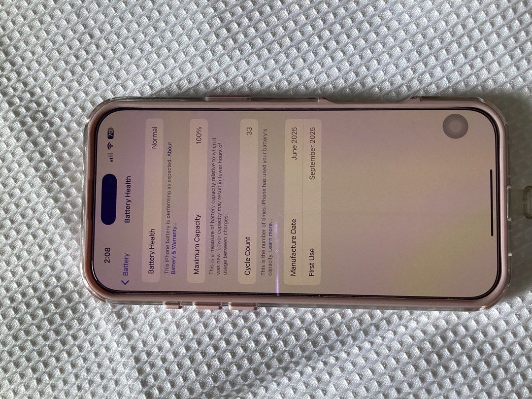 Iphone pro max 16 258 gb white (Category: iPhone 16 Series) located in Quezon City. Submitted by isabella0601 (Listing ID 1400203069, Image 2). Description: Selling almost new iphone 16 pro max 258gb Complete with box cable Purchased last month No issues BH 100 No low ballers Serious inquiries only Meetup bulacan .