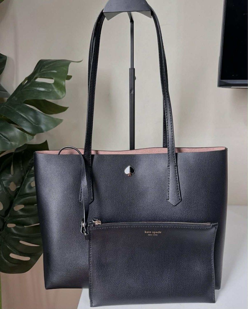 KATE SPADE BLACK Molly Large Tote (Category: Tote Bags) located in Bulacan. Submitted by caseforless (Listing ID 1400266355, Image 1). Description: DETAILS SIZE 11.5”h X14” w x 5” d handle drop: 9.5” MATERIAL crossgrain leather microsuede lining DETAILS enamel spade detail gold foil embossed logo open top with a dog-clip closure removable pouch imported style # pxrua171 Style No. PXRUA171 - No inclusions RFS: Letting go of some of my bags.
