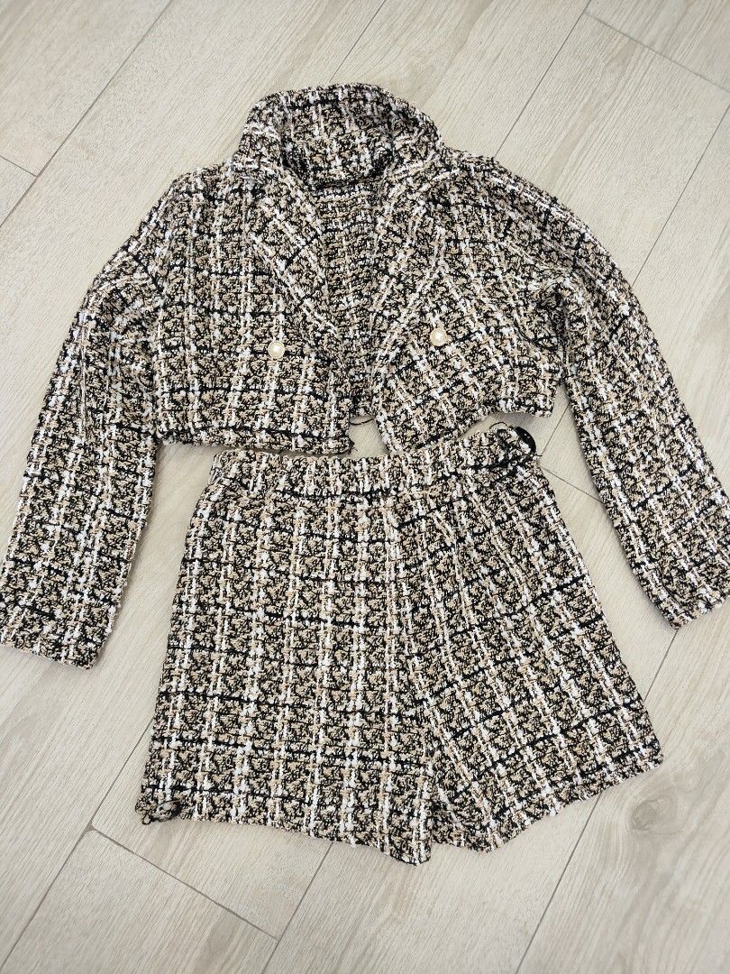 KNITTED SET - BLAZER AND SHORTS (Category: Sets or Coordinates) located in Caloocan City. Submitted by cssasot (Listing ID 1400369551, Image 1). Description: KNITTED SET - BLAZER AND SHORTS HIGH QUALITY NEVER BEEN USED IDEAL SIZE: XS TO M LOCATION: 8TH AVE CALOOCAN REASON FOR SELLING: WRONG SIZE ORDERED.