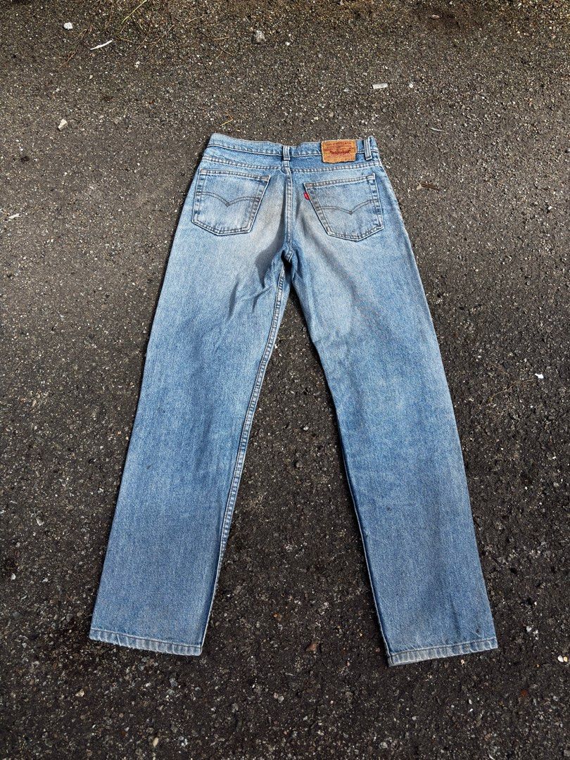 Levis (Category: Jeans) located in Pasir Gudang. Submitted by censored___ (Listing ID 1400277404, Image 3). Description: Levi’s 510 Size 31/40/11 Condition 8/10 Rm40 siap pos Ws = 0187684170.