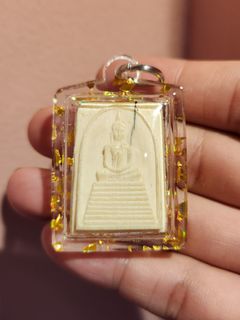 (Category: ) located in . Submitted by mrthaiamulet (Listing ID 1400277418, Image 1). Description: .