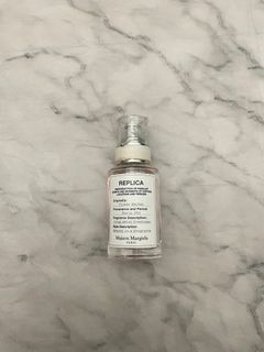 （分類：）位於 。 由 lavenderieee 提交（商品編號 1400370837，圖片 1）。簡介： 。