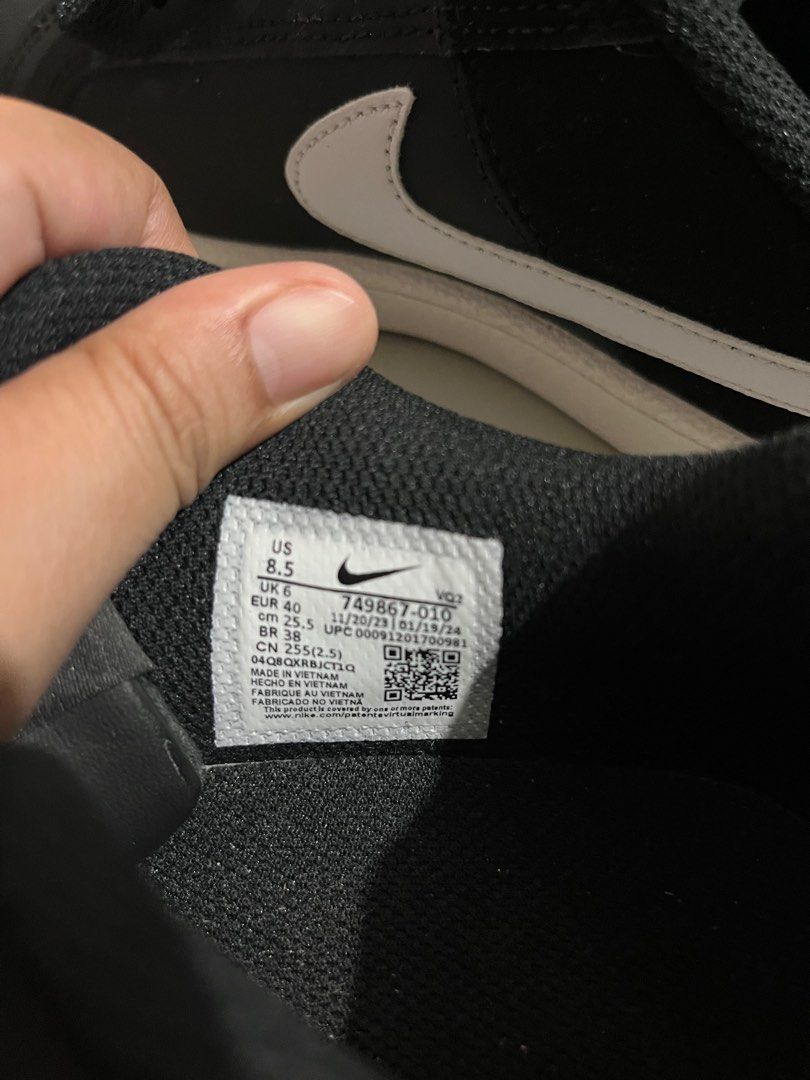 Nike Shoes - Size 8.5 (Category: Sneakers) located in Mandaluyong City. Submitted by bwsventures (Listing ID 1400378041, Image 3). Description: Brand new, never been used. Original. Size: 8.5 Buyer to pay for shipping fee. Free shipping if you buy 2 or more items. .