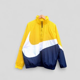 (Category: ) located in . Submitted by present.thrift (Listing ID 1400268503, Image 1). Description: .
