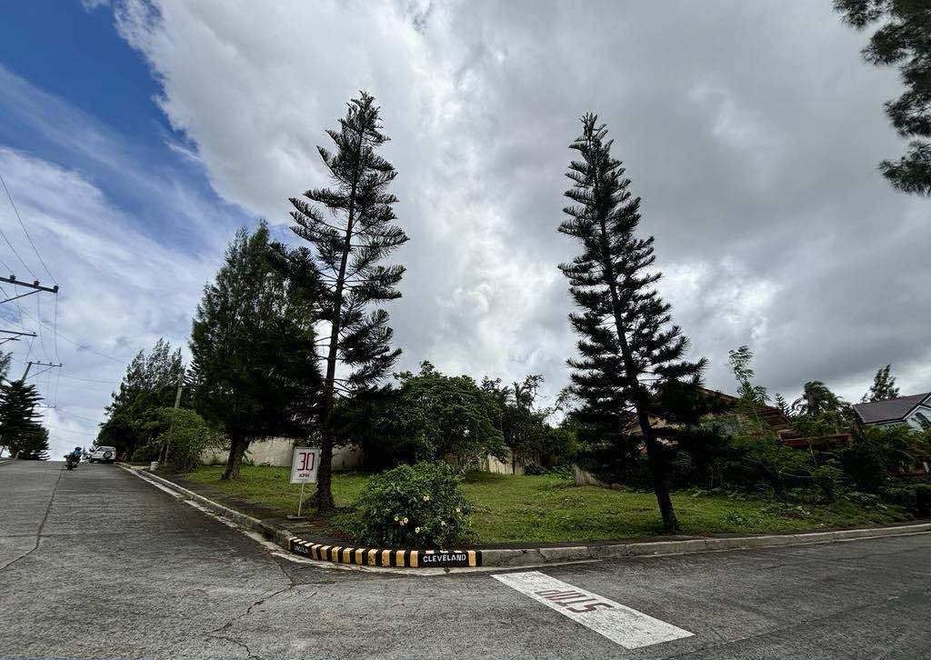 (Category: ) located in . Submitted by vsg.realestate (Listing ID 1400370472, Image 1). Description: .