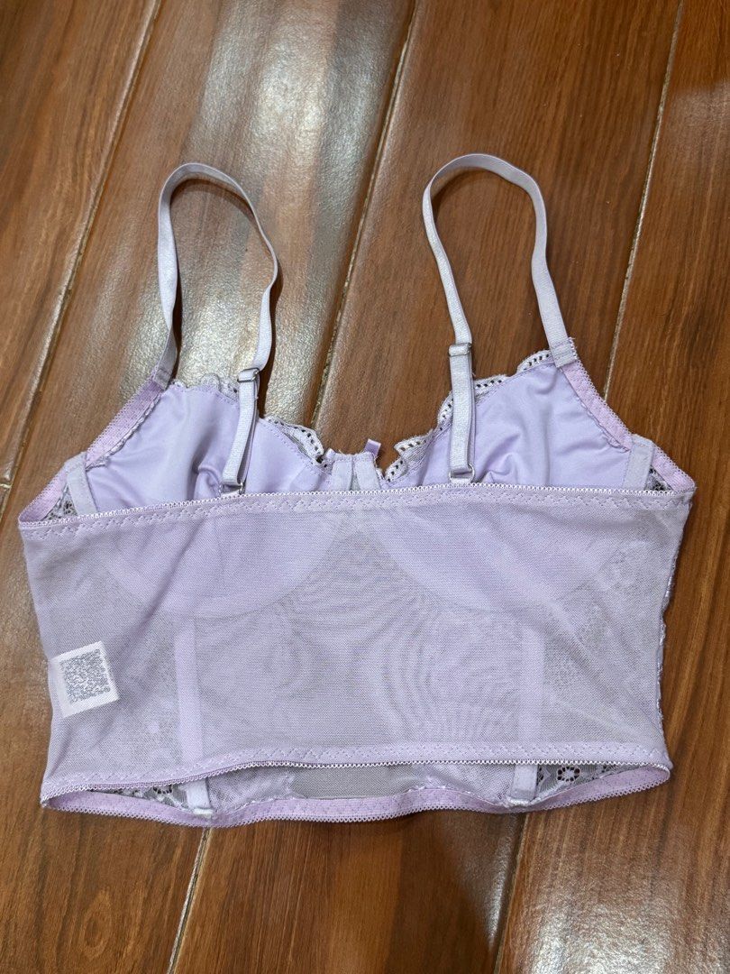Romwe | Lace Top (Category: Sleeveless) located in Manila. Submitted by eckac (Listing ID 1400220155, Image 2). Description: .
