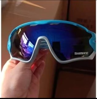 (Category: ) located in . Submitted by helloitsmehello123 (Listing ID 1400248929, Image 1). Description: .