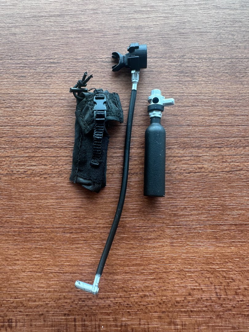 Soldiers story Oxygen tank & breather, Hobbies & Toys, Toys & Games on ...