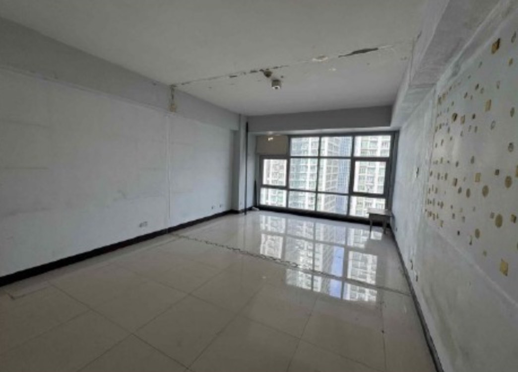 (Category: ) located in . Submitted by habitto (Listing ID 1400249431, Image 1). Description: .