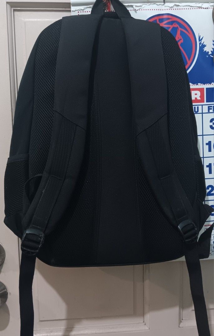 Technopack Black Backpack (Category: Backpacks) located in Manila. Submitted by etcetera.atbp (Listing ID 1400276731, Image 2). Description: Pls press Read More to read all the details Original Tecnopack backpack bag. Almost new, big, kaya laptop, thick,guaranteed authentic issue : may dog bite sa buckle pero matibay pa, pls see photo Shipping via LBC-Cod, J&T-payment first via gcash, or pabili via grab or lalamove-your booking, or meet up at Sav