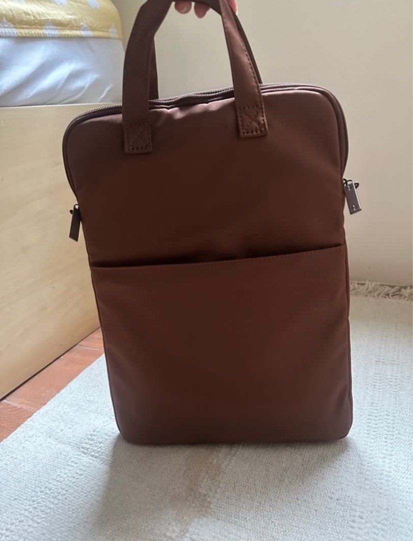 TPB Utility Bag in Pecan 13.3” (Category: Laptop Bags & Sleeves) located in Imus. Submitted by stufftodeclutter (Listing ID 1400266841, Image 3). Description: .