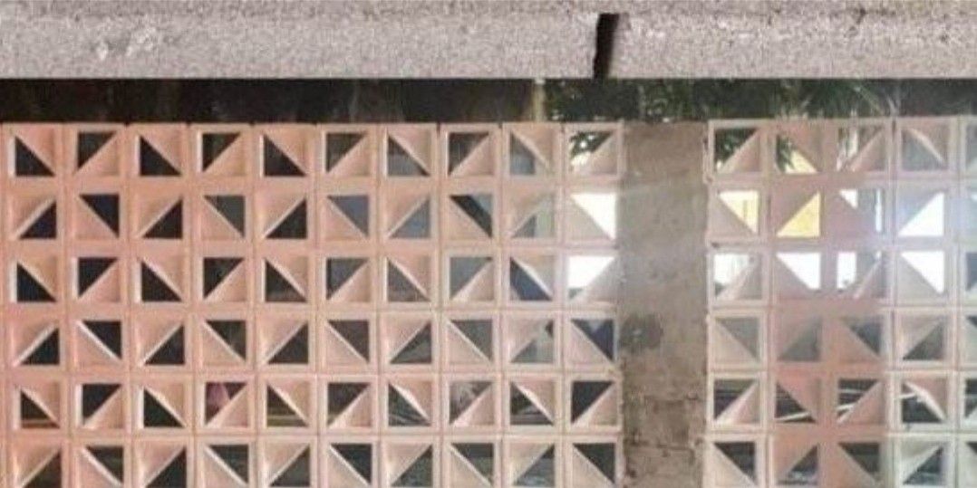 TRIANGULAR BLOCKS (Category: Construction & Building Materials) located in San Mateo. Submitted by dessertmineenterprises1702 (Listing ID 1400382901, Image 3). Description: 20x20cm or 8x8 inches.