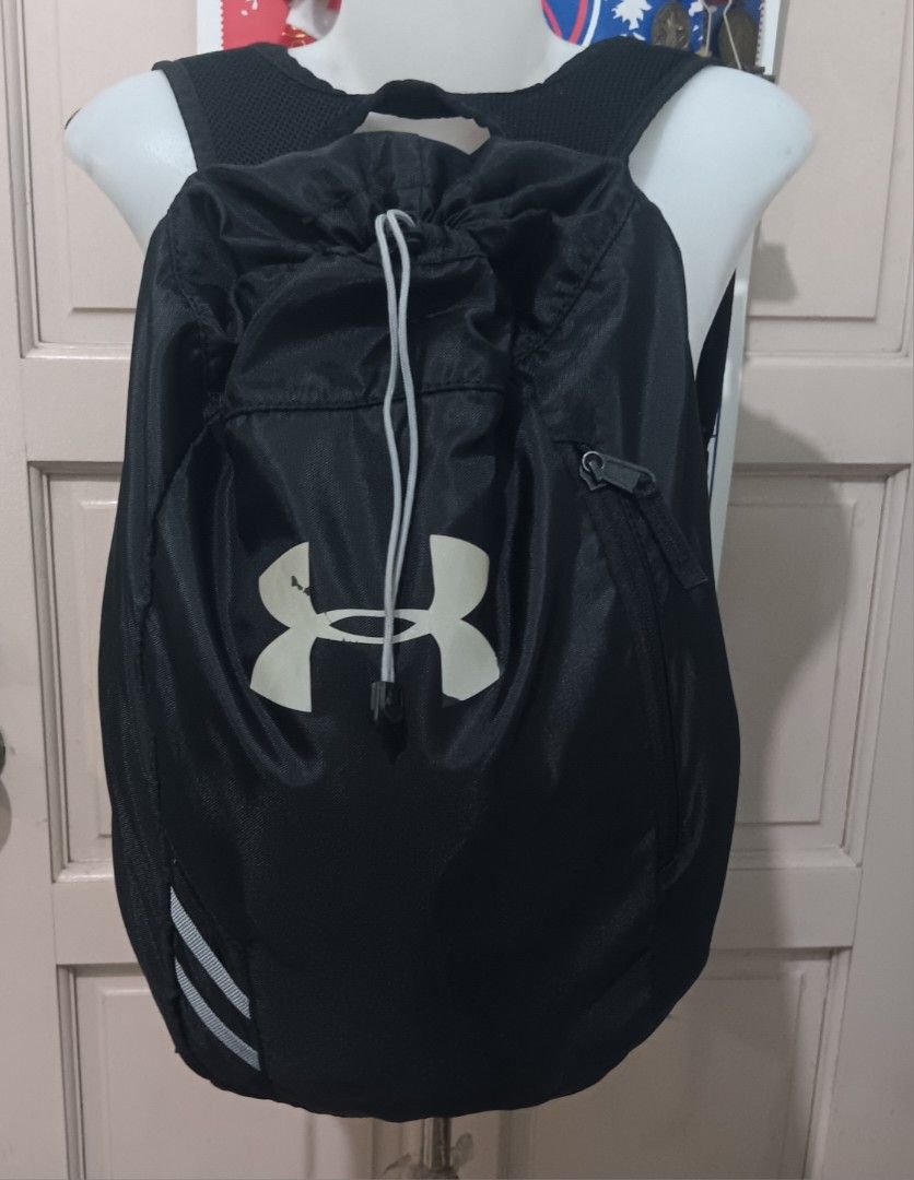 Under Armour Drawstring Backpack (Category: Backpacks) located in Manila. Submitted by etcetera.atbp (Listing ID 1400275224, Image 1). Description: Pls press Read More to read all the details Original Under Armour backpack bag, pre-loved,well used, excellent condition ,black, big, issue: pls see photo. Free original addidas backpack bag SHIPPING via LBC-Cod or Cop, J&T- pay first via gcash, or pabili via grab or lalamove your booking, Pwede meet 