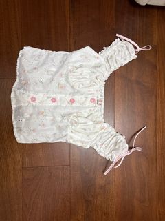 (Category: ) located in . Submitted by rxyna (Listing ID 1400212350, Image 1). Description: .